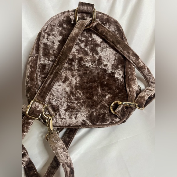 ALDO Crushed Velvet blush Pink Small Backpack/Purse - WINTER must! - Picture 3 of 16